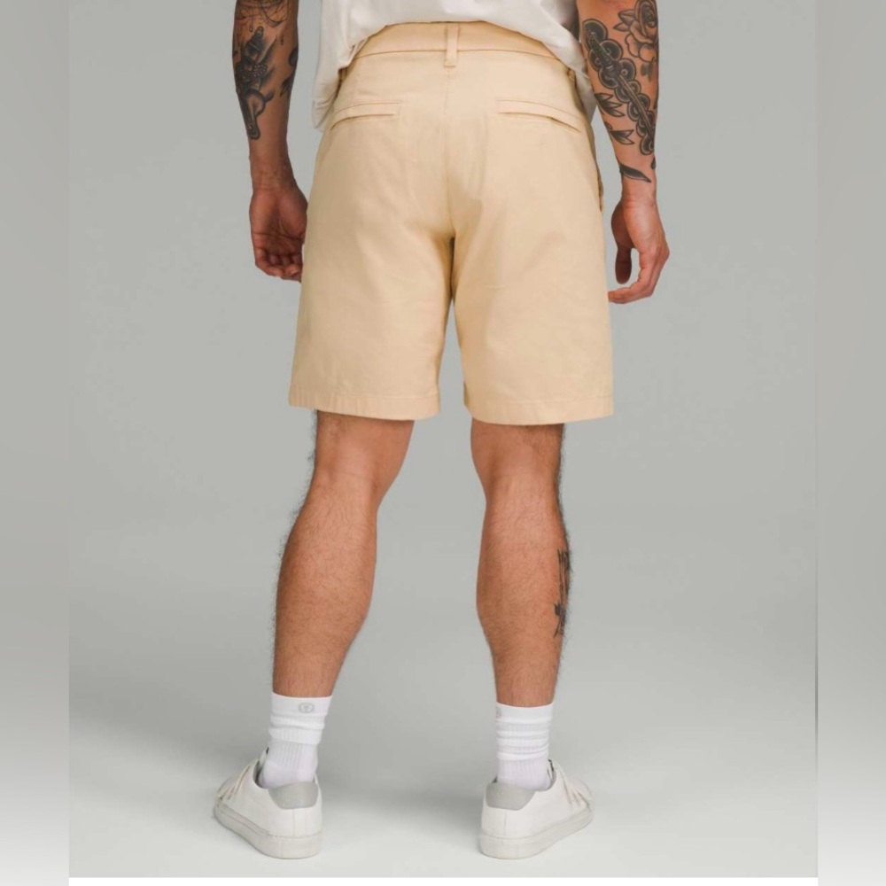 Lululemon Men’s Commission Classic-Fit Shorts 9”Oxford. Size 30”. Beige. NWOT. - Picture 2 of 7